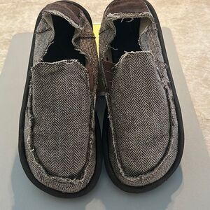 SANUK Slip On Beach Shoes